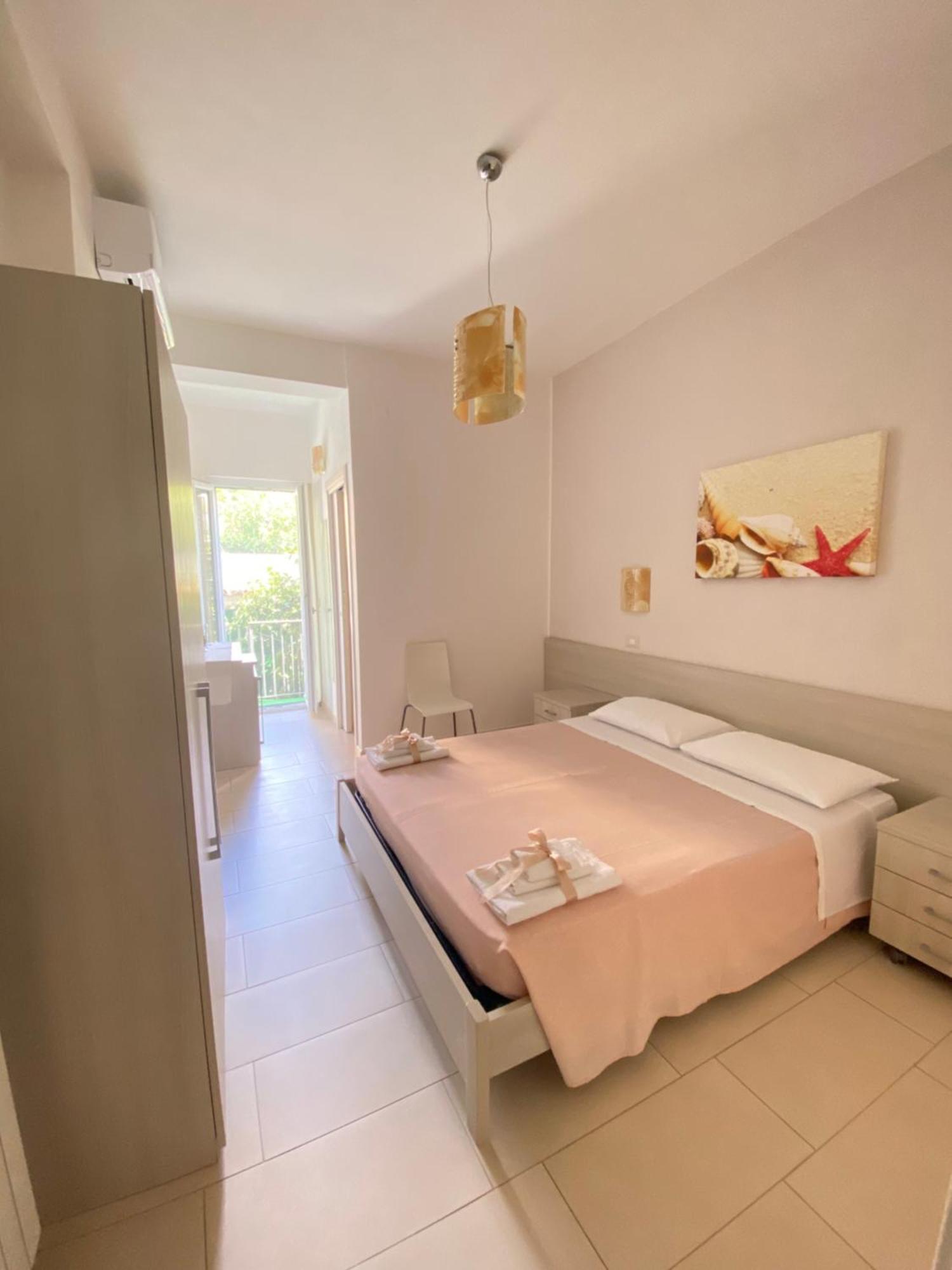 B&B Degli Aranci Palinuro Exteriör bild
